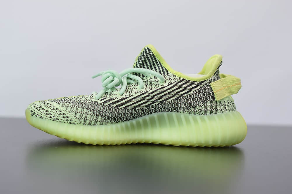 阿迪达斯ADIDAS YEZZY 350 V2夜光绿满天星休闲慢跑鞋纯原版本 货号：FX4130