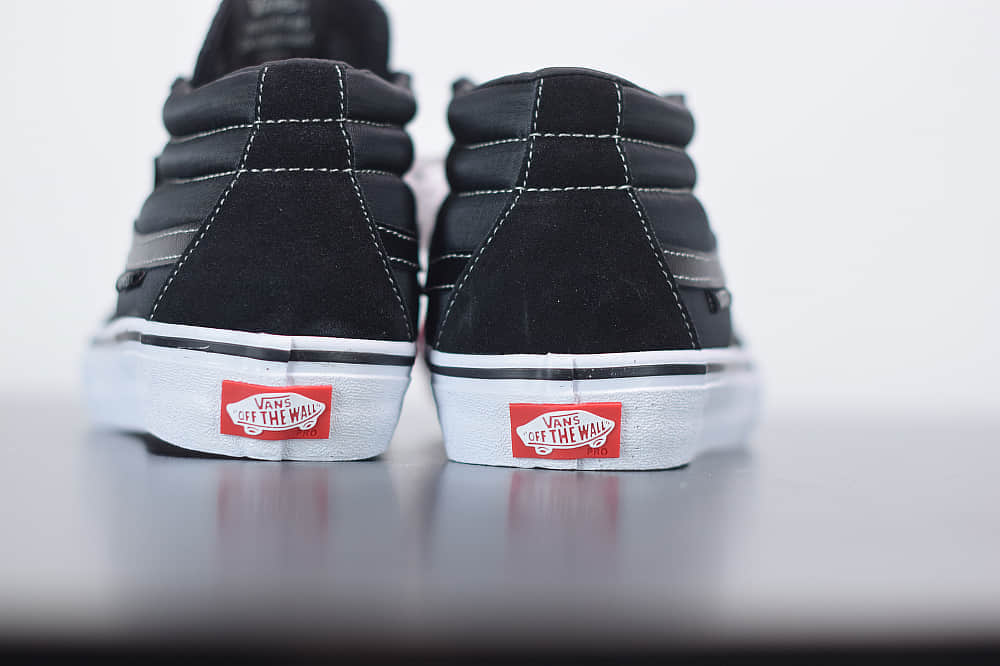 万斯Vans SK8-Mid Pro中帮黑色帆布滑板鞋纯原版本 货号：VN0A347UVGD