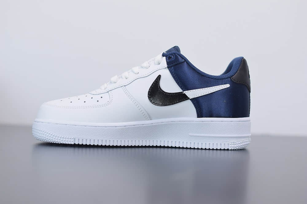 耐克Nike Air Force 1'07 LV8 1HO19空军一号白蓝丝绸拼接板鞋纯原版本 货号：BQ4420-400