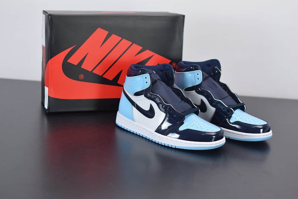 乔丹Air Jordan 1 WMNS “UNC”全明星漆皮北卡蓝篮球鞋纯原版本 货号：CD0461-401