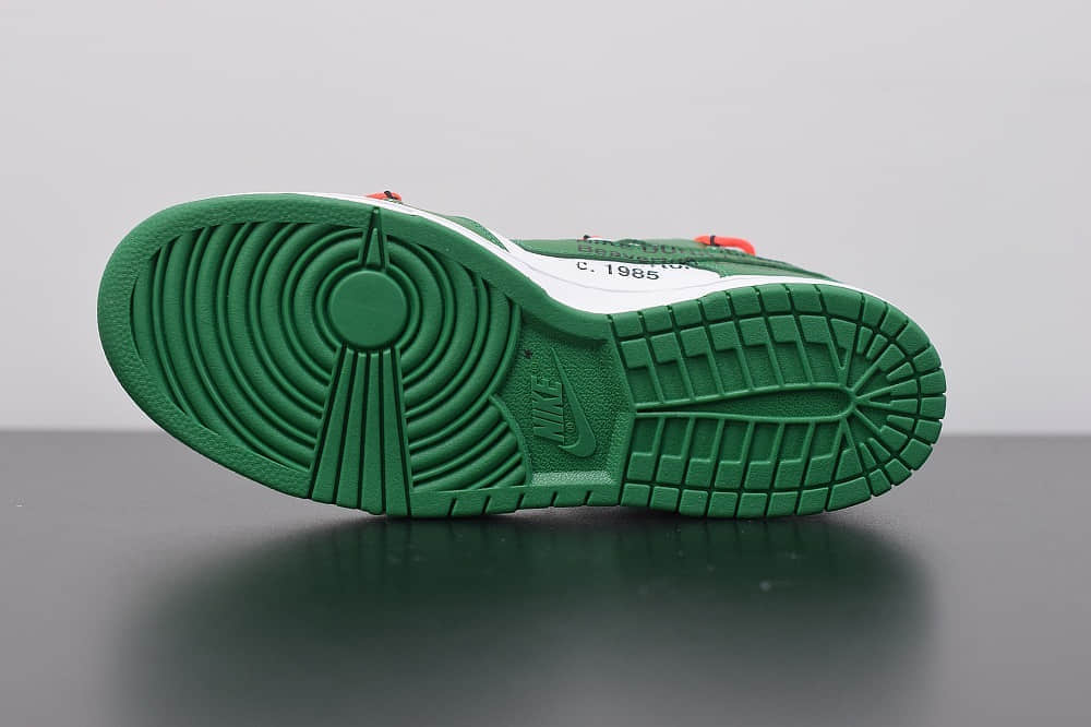 耐克OFF-WHITE x Futura x Nike Dunk白绿低帮联名款休闲板鞋纯原版本 货号：CT0856-100