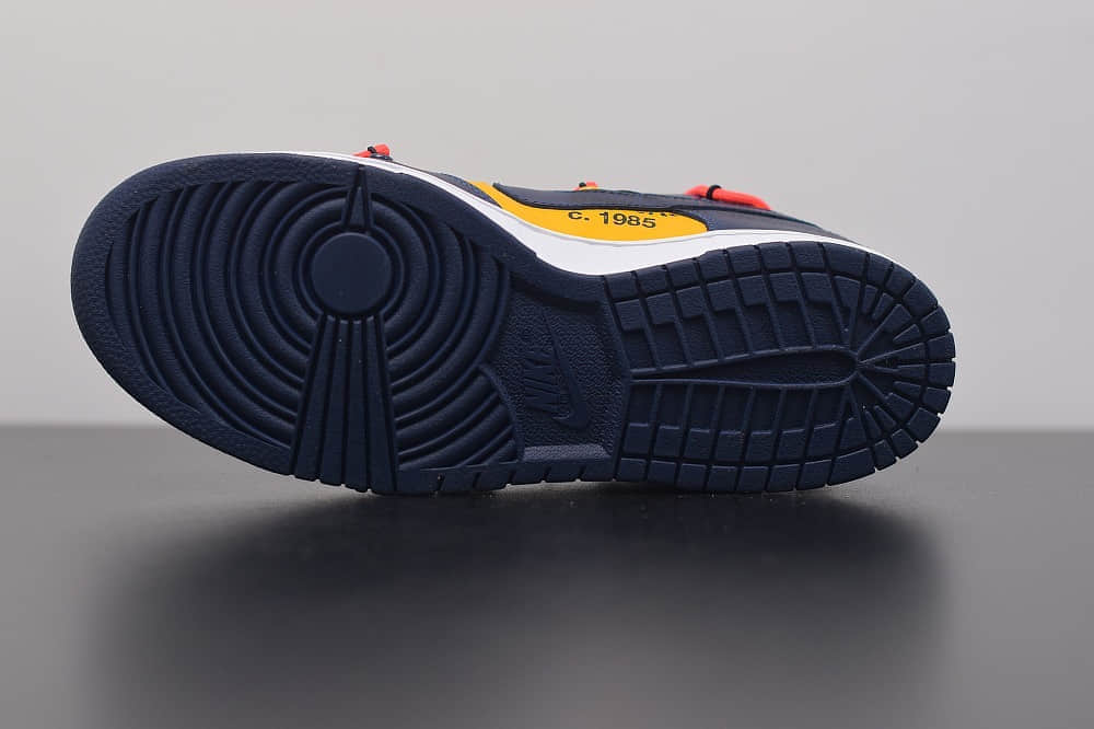 耐克OFF-WHITE x Futura x Nike Dunk Low低帮黑曜石联名款板鞋纯原版本 货号：CT0856-700
