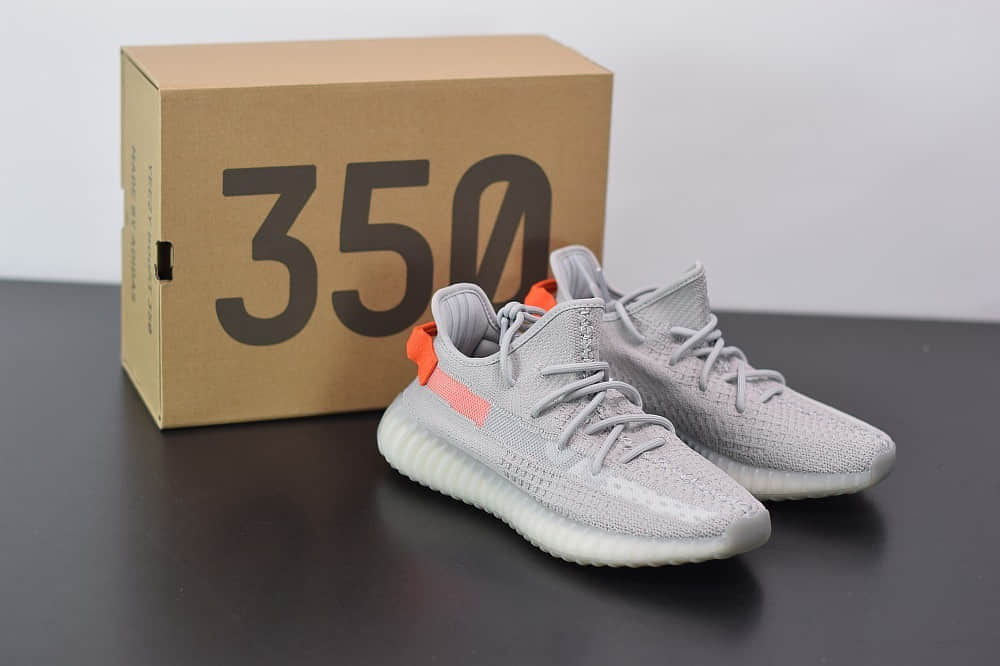 阿迪达斯ADIDAS YEZZY 350 V2尾灯欧洲限定休闲慢跑鞋纯原版本 货号FX9017