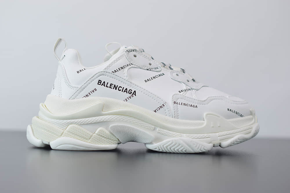 巴黎世家Balenciaga Triple S满印Logo串标老爹鞋
