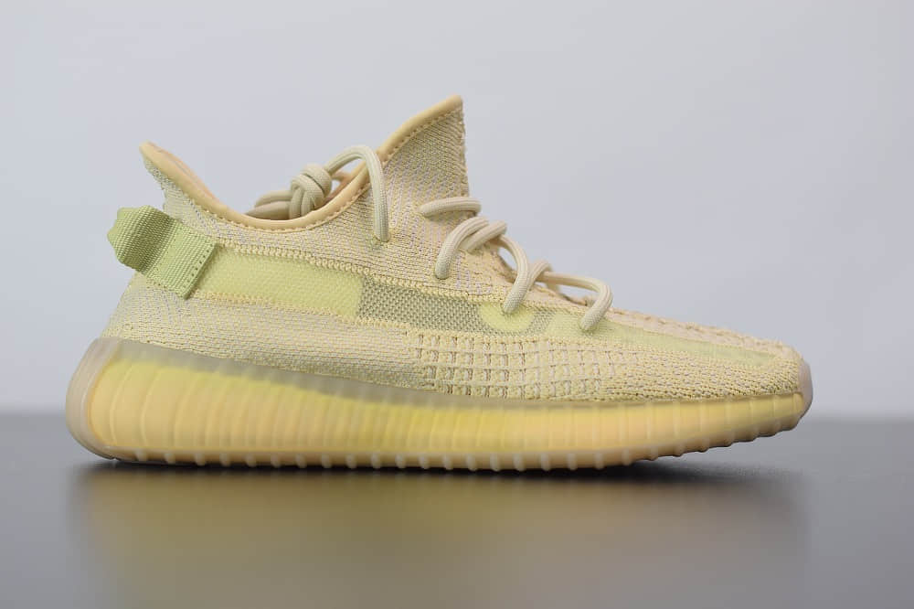 阿迪达斯ADIDAS YEZZY 350 V2亚麻色亚洲限定纯原版本 货号：FX9028
