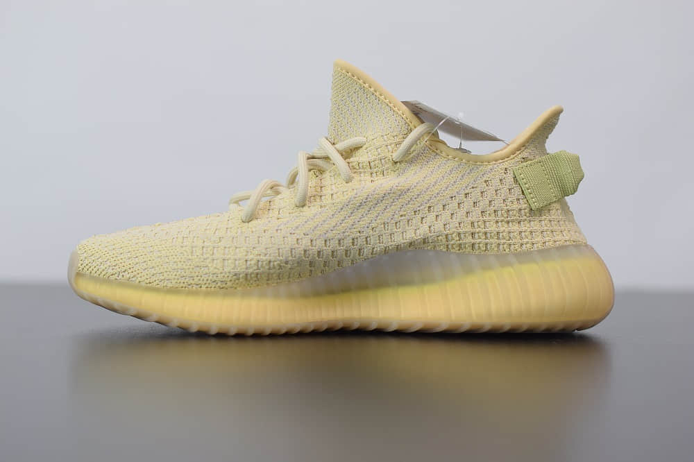 阿迪达斯ADIDAS YEZZY 350 V2亚麻色亚洲限定纯原版本 货号：FX9028