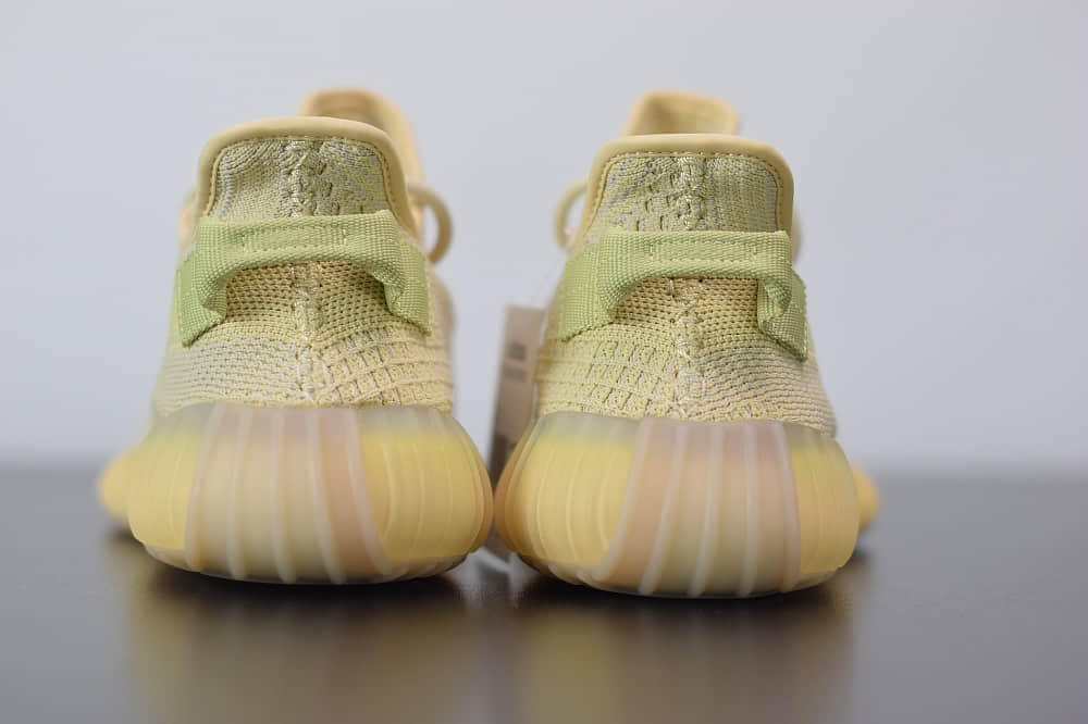 阿迪达斯ADIDAS YEZZY 350 V2亚麻色亚洲限定纯原版本 货号：FX9028