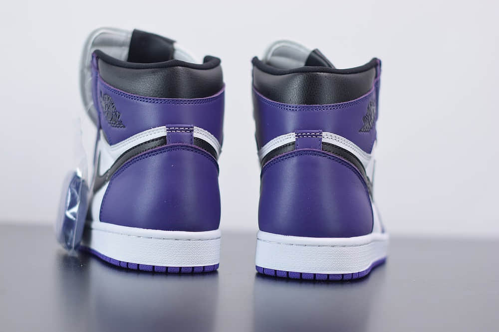 乔丹Air Jordan 1 “ Court Purple”乔1高帮紫脚趾纯原版本 货号：555088-500