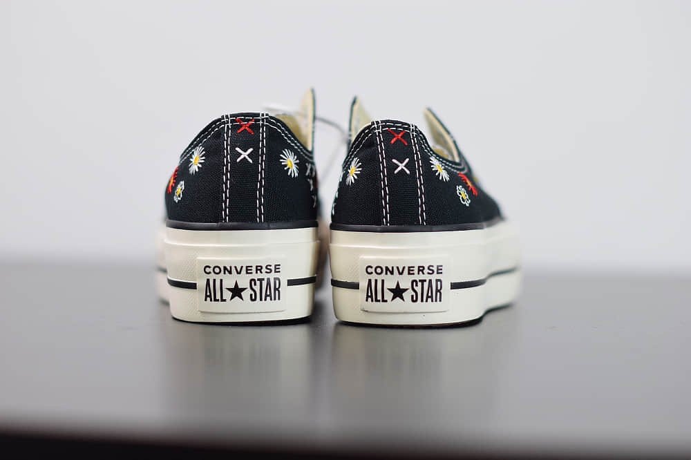 匡威Converse All Star 低帮深蓝刺绣小菊花帆布硫化鞋纯原版本 货号：567994c