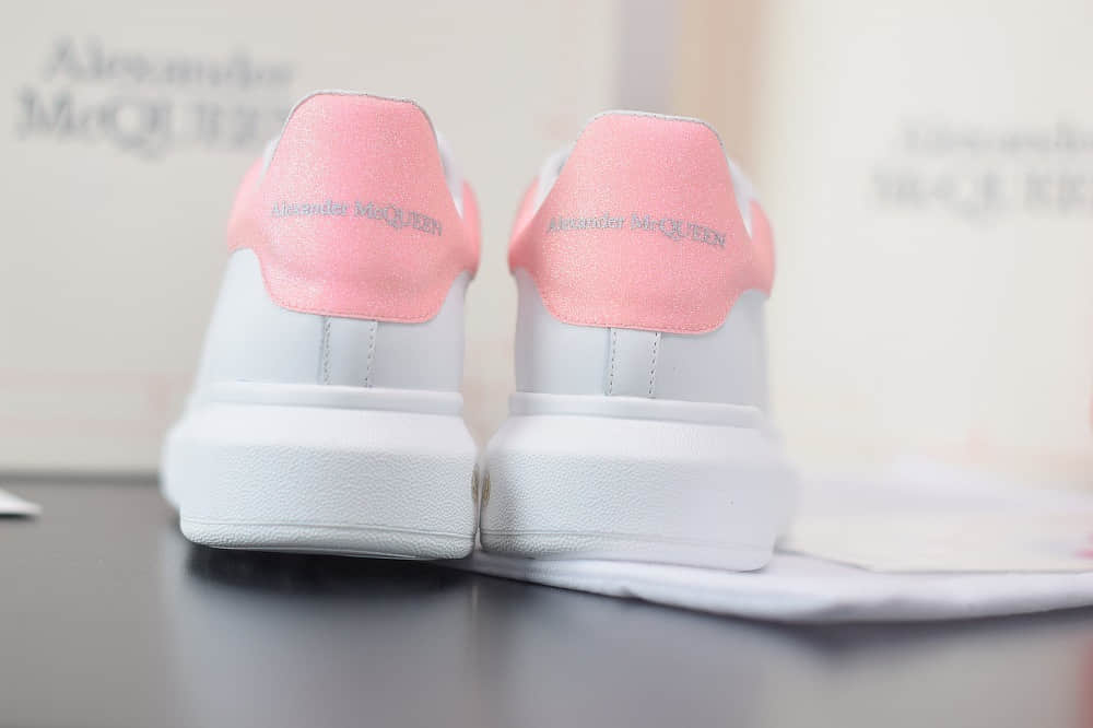 麦昆Alexander McQueen 2020早春款荧光七色系列粉白小白松糕鞋纯原版本