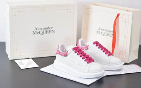 麦昆Alexander McQueen 2020早春款荧光七色系列紫钻尾小白松糕鞋纯原版本