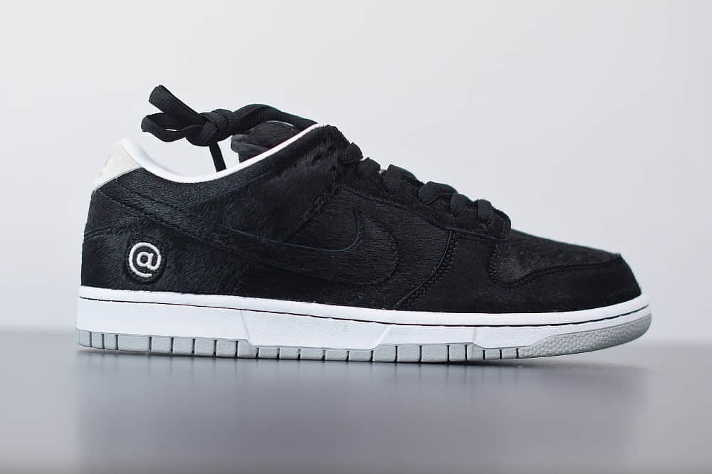 耐克Nike SB Dunk Low黑色低帮马毛面休闲板鞋纯原版本 货号：CZ5127-001