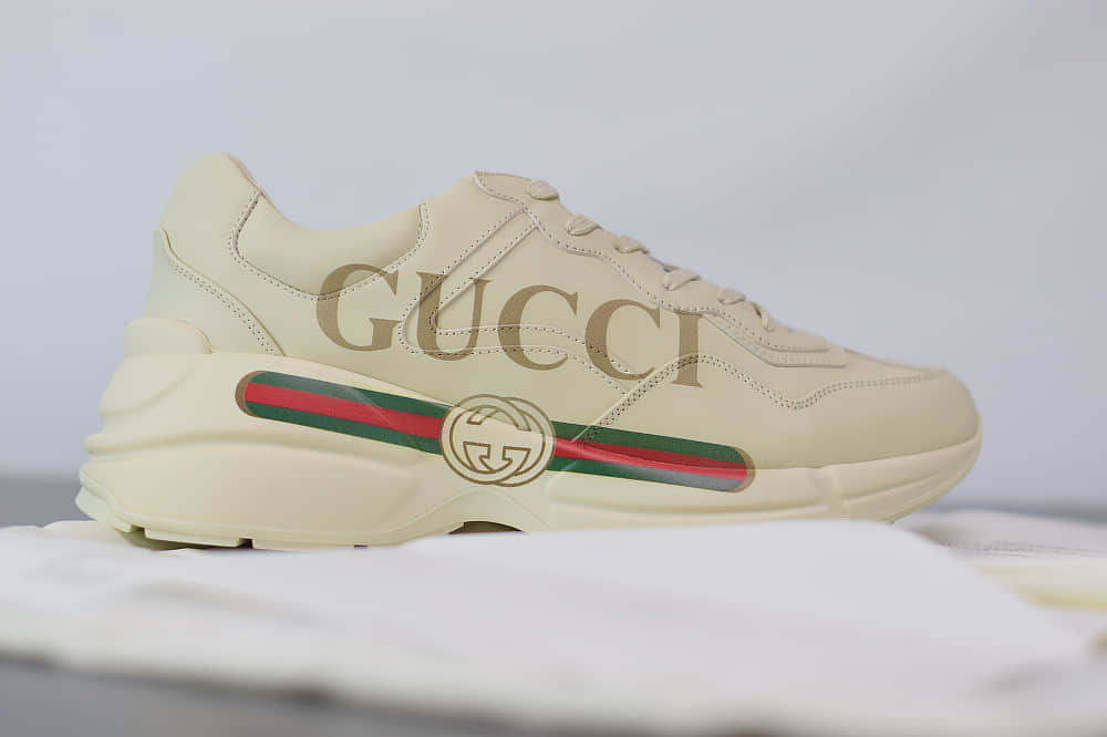 古驰Gucci Rhyton做旧复古米白色logo标识老爹鞋纯原版本货号：500877 DRW009522
