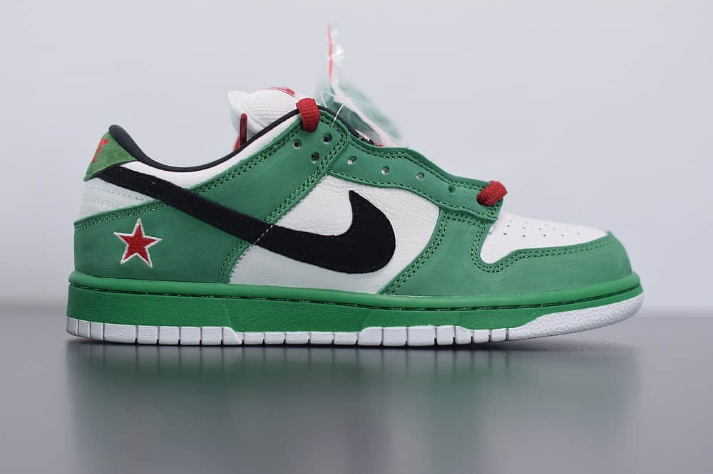 耐克Nike Dunk SB Low Heineken喜力低帮联名限定鞋款纯原版本 货号：304292-302