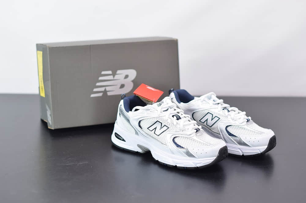 新百伦 NB530 New Balance 530 复古跑鞋纯原版本 货号：MR530CC