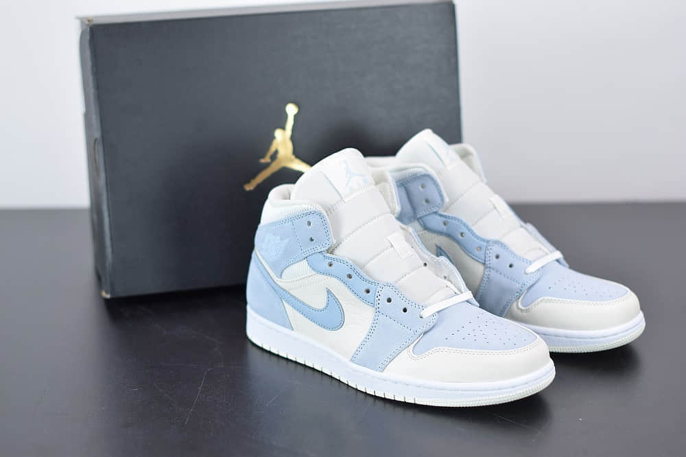 乔丹Air Jordan 1 MID中帮小灰蓝配色篮球鞋纯原版本 货号：DA4666-100