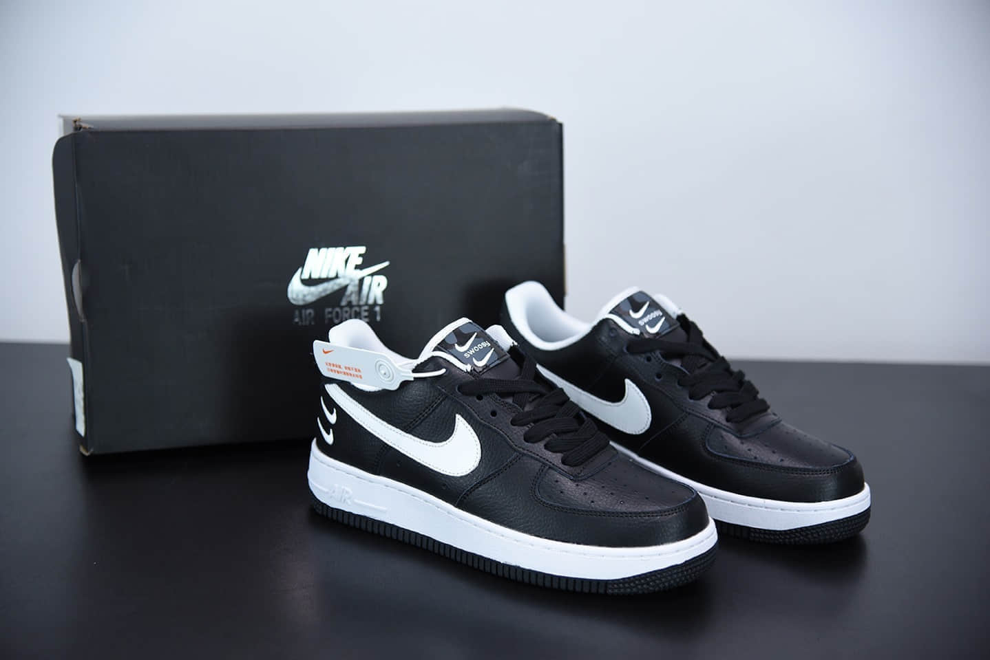 耐克NIKE Air Force 1 Low 空军一号经典款全黑白低帮休闲板鞋纯原版本 货号：DC2300-001