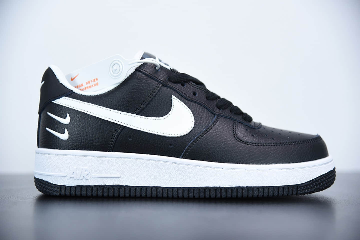 耐克NIKE Air Force 1 Low 空军一号经典款全黑白低帮休闲板鞋纯原版本 货号：DC2300-001