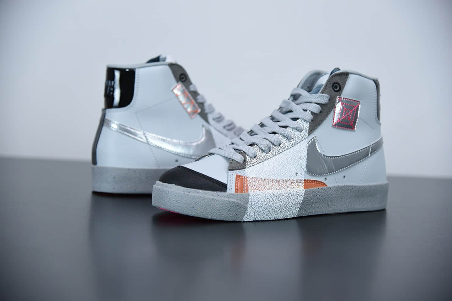 耐克Nike Blazer Mid '1977 Vintage “今朝明朝” 经典开拓者高帮百搭休闲运动板鞋纯原版本 货号：DC9170-001