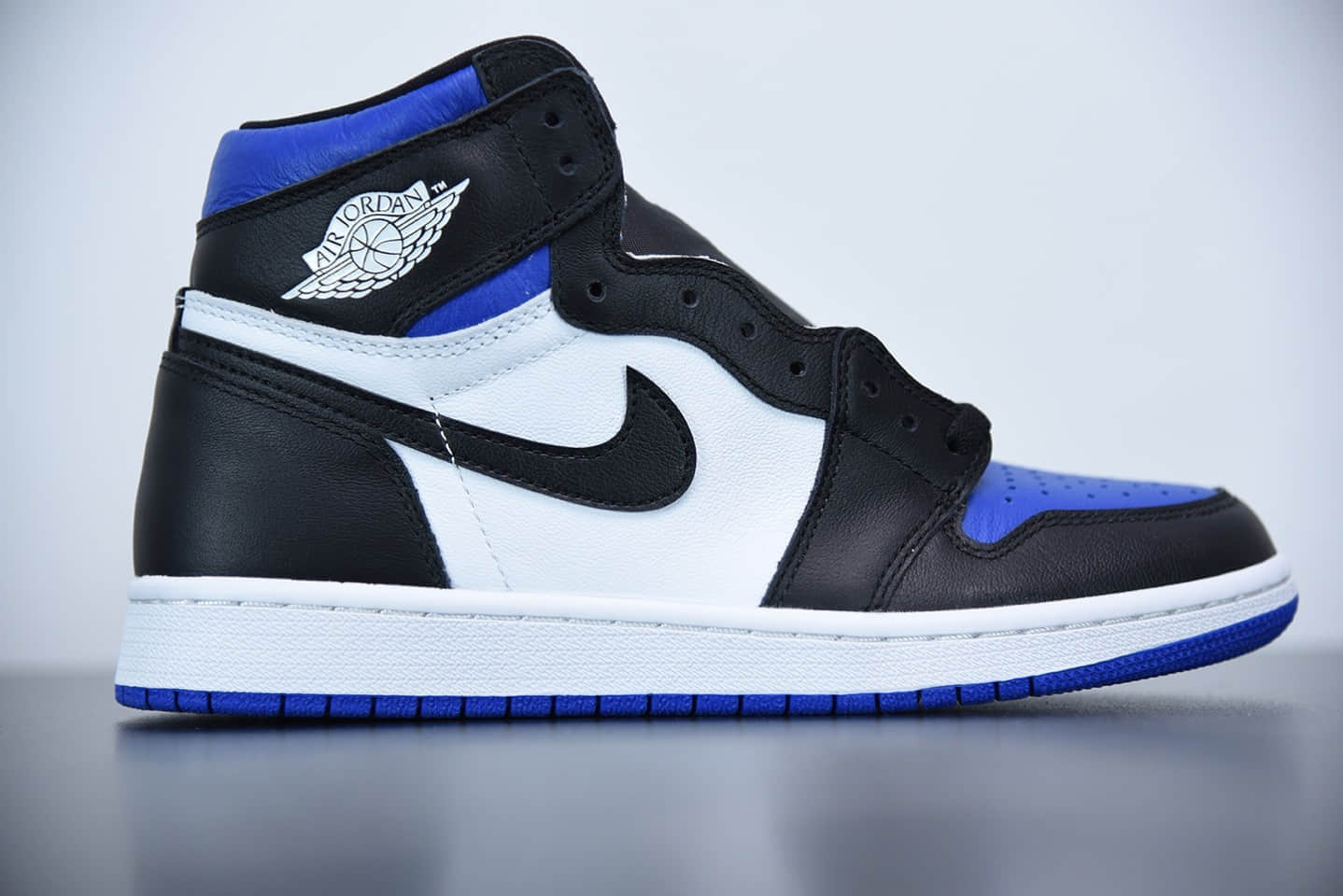 乔丹Air Jordan 1 Retro High OG White Royal王一博同款蓝黑脚趾板鞋纯原版本 货号：575441-041