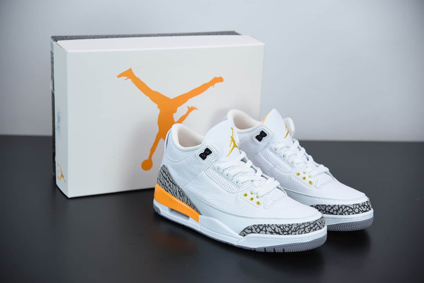 乔丹Air Jordan 3 “Laser Orange”爆裂纹湖人配色篮球鞋纯原版本 货号：CK9246-108