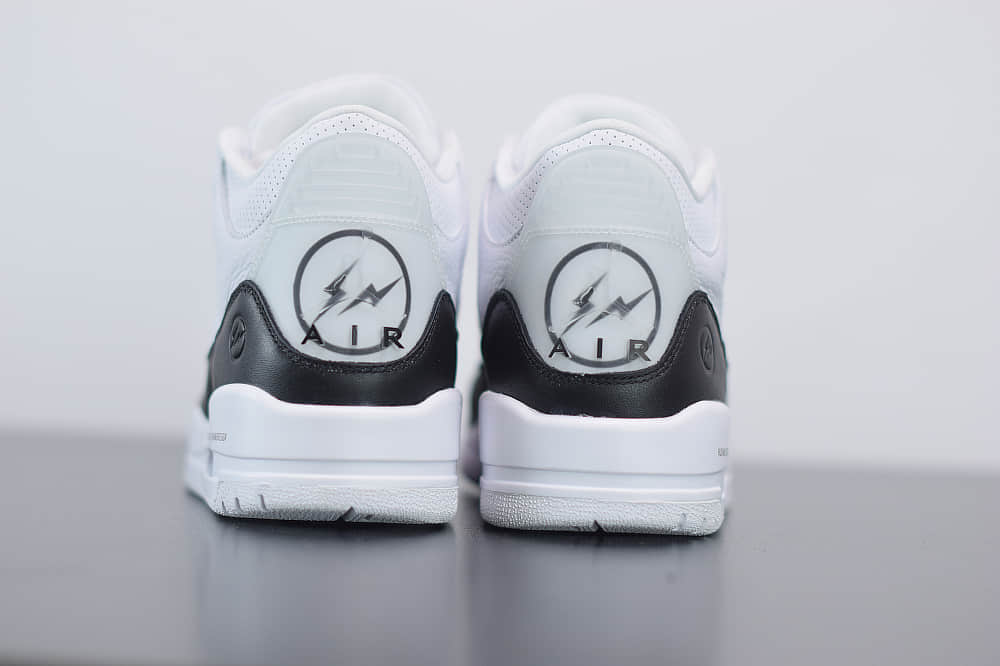 乔丹Fragment x AIR Jordan 3 藤原浩闪电联名款篮球鞋纯原版本 货号：DA3595-100