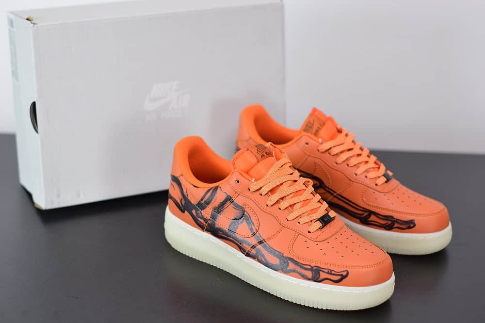 耐克Nike Air Force 1'07 Skeleton QS万圣节橙黑夜光骨骼低帮板鞋纯原版本 货号：CU8067-800