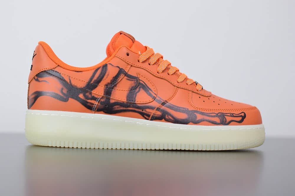 耐克Nike Air Force 1'07 Skeleton QS万圣节橙黑夜光骨骼低帮板鞋纯原版本 货号：CU8067-800