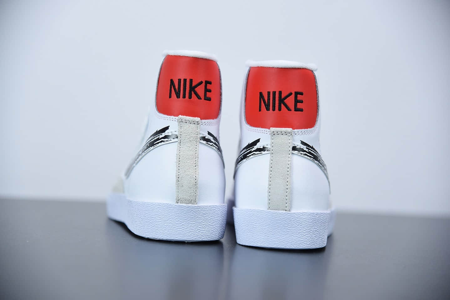 耐克Nike Blazer Mid VNTG ‘77开拓者涂鸦黑勾复古经典中帮百搭休闲运动板鞋纯原版本 货号：CW7580-110