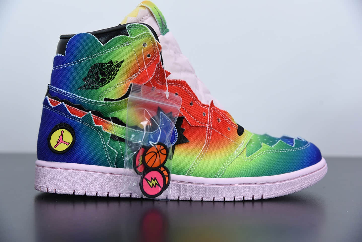 乔丹JBalvin x Air Jordan 1 Retro High OG雷鬼天王超级碗彩虹扎染联名款纯原版本 货号：DC3481-900