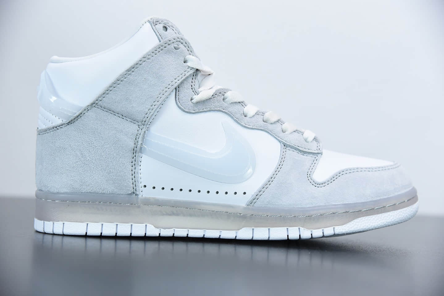 耐克Slam Jam x Nike Dunk High 白灰联名系列全头层皮高帮休闲滑板鞋纯原版本 货号： DA1639-100