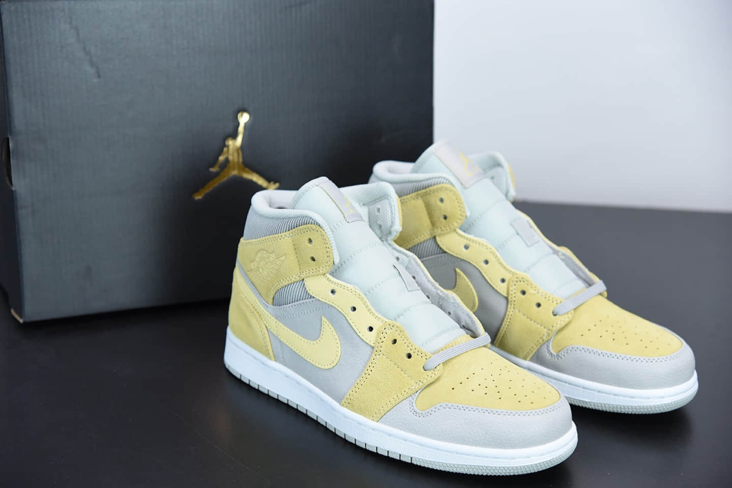 乔丹Air Jordan 1 Mid SE芝士奶酪中帮文化篮球鞋纯原版本 货号：DA4666-001