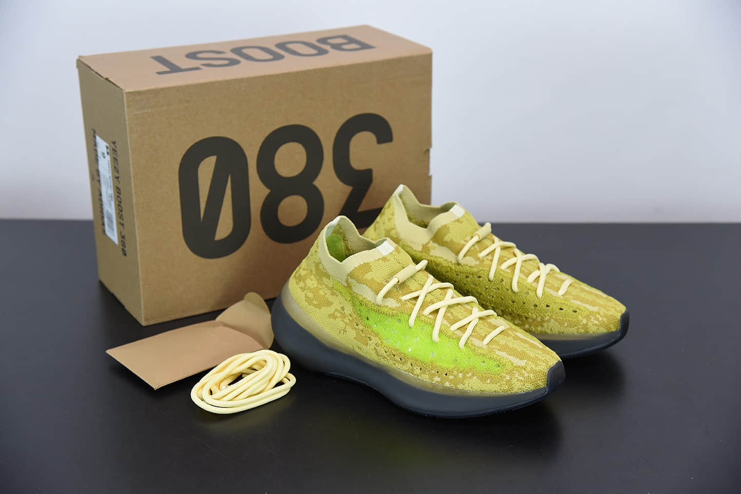 阿迪达斯Adidas Yeezy Boost 380 “Hylte Glow”棕黄色巴斯夫休闲慢跑鞋纯原版本 货号：FZ4990