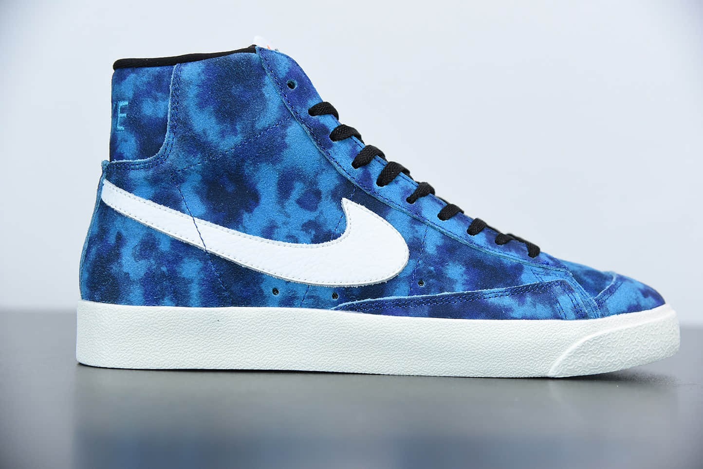 耐克Nike Blazer Mid Retro OG开拓者经典复古高帮休闲板鞋纯原版本 货号：DA7575-992