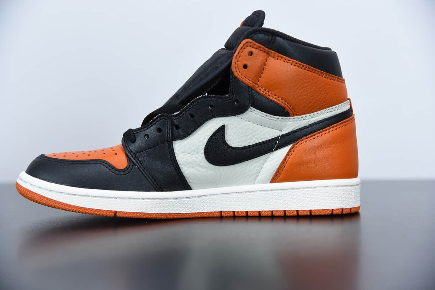 乔丹 Air Jordan 1 Satin Backboard黑橙扣碎丝绸高帮板鞋纯原版本 货号：AV3725-010