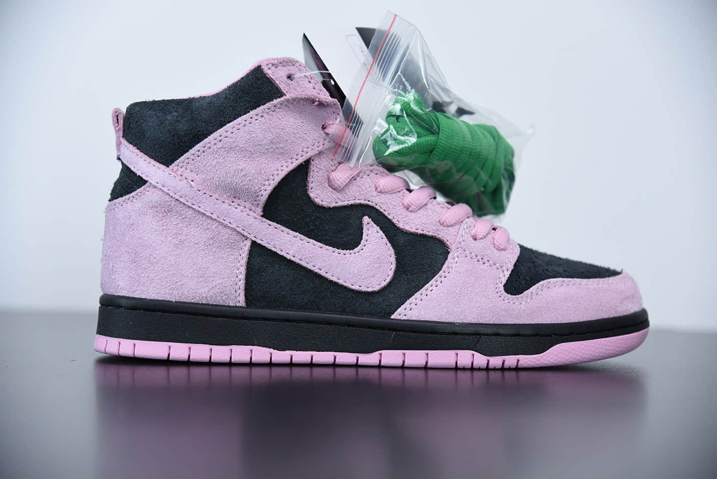 耐克Nike SB Dunk High ProInvert Celtics 黑粉白绿凯尔特人扣篮系列高帮休闲运动滑板板鞋纯原版本 货号：CU7349-001