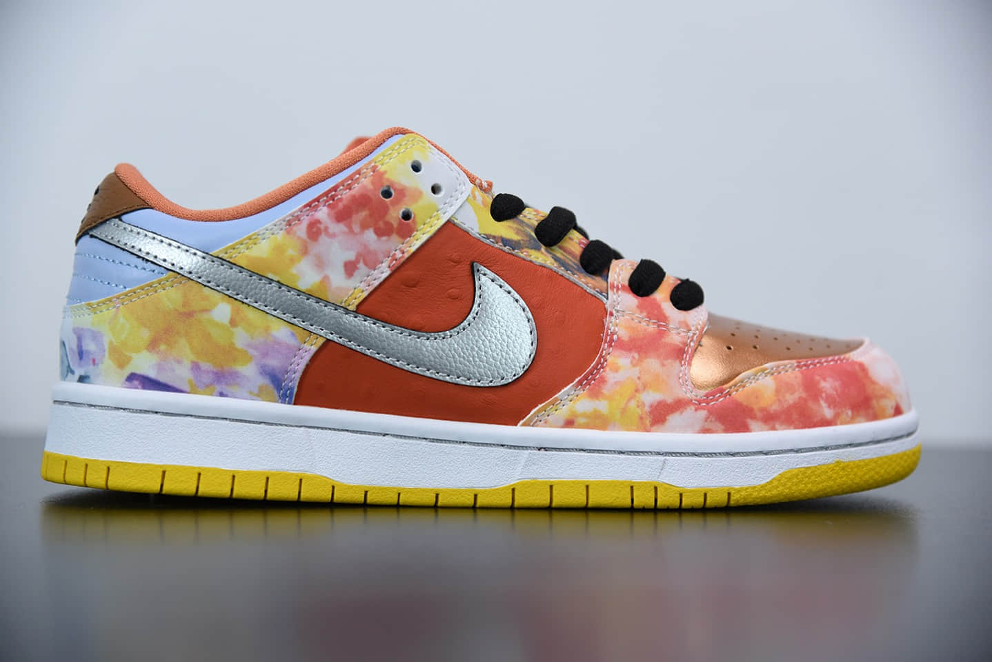 耐克Nike SB Dunk Low “CNY”中国年鸳鸯扎染低帮滑板鞋纯原版本 货号：CV1628-800