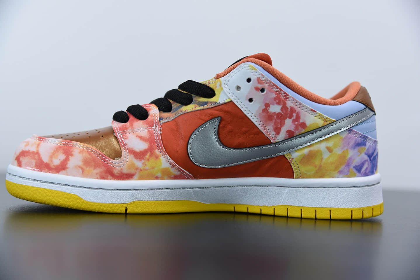 耐克Nike SB Dunk Low “CNY”中国年鸳鸯扎染低帮滑板鞋纯原版本 货号：CV1628-800