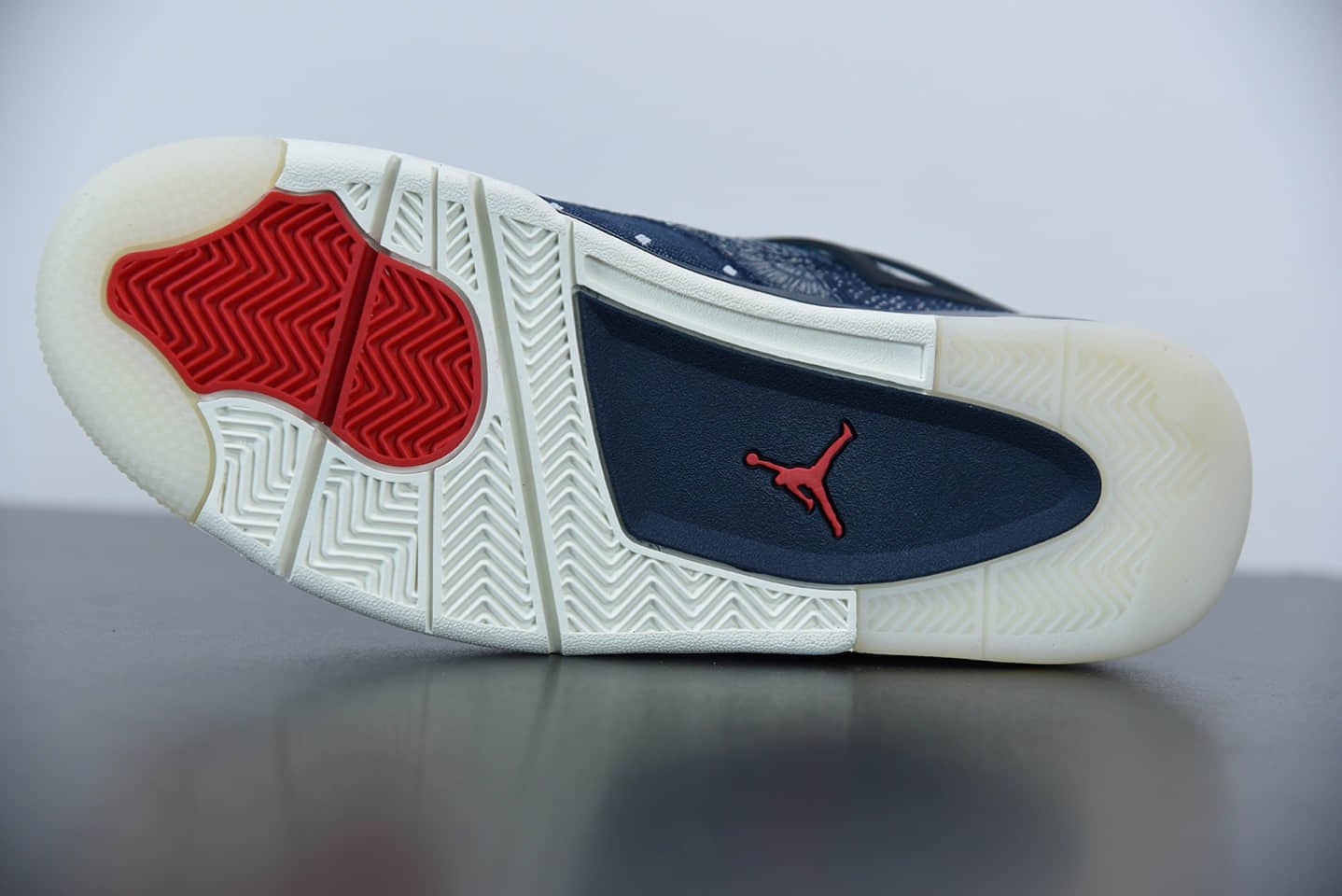 乔丹Air Jordan 4 Retro SE “Sashiko” 刺子绣蓝白牛仔男子文化篮球鞋纯原版本 货号：CW0898-400