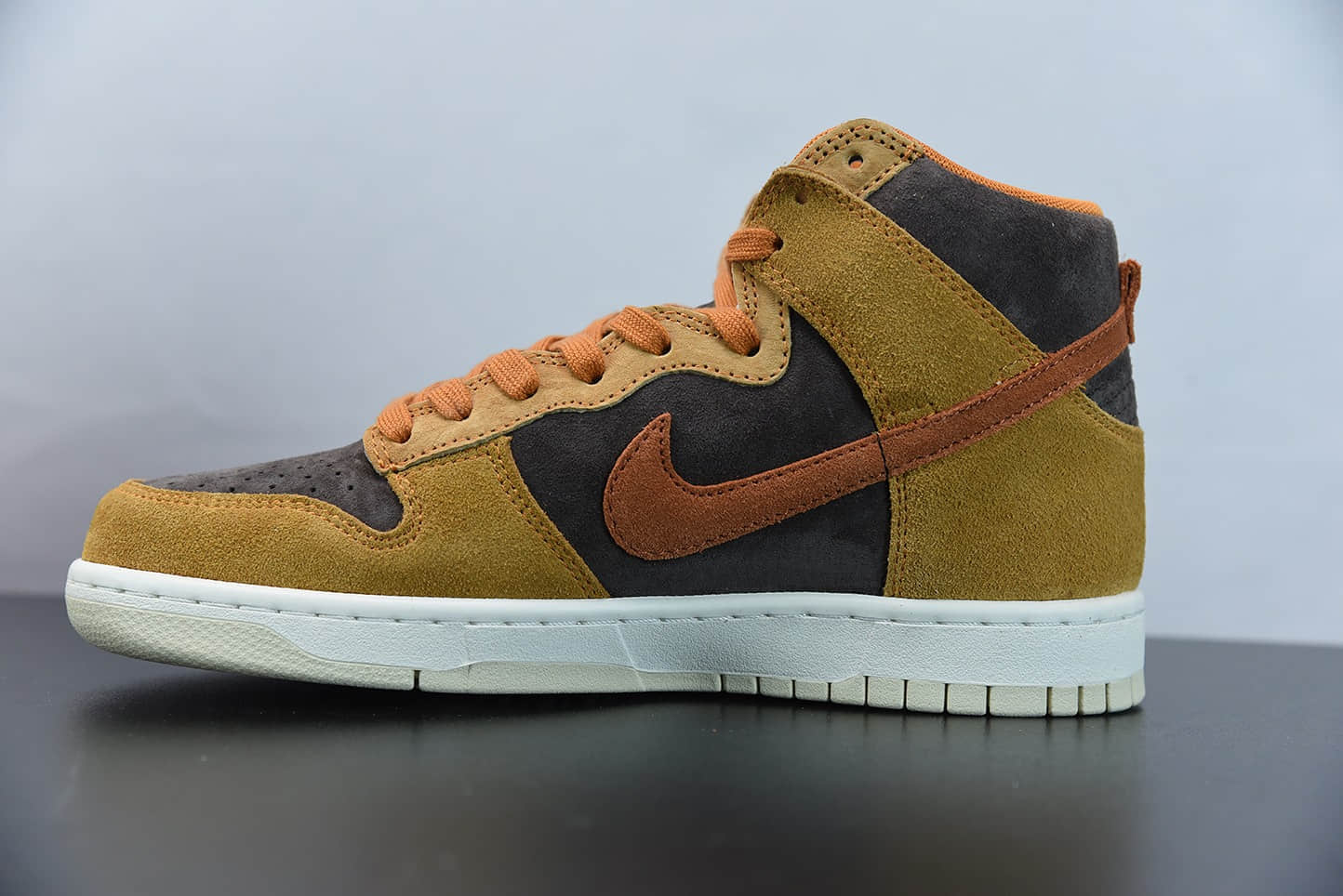 耐克Nike Dunk High Dark Curry黄褐色黑咖喱高帮板鞋纯原版本 货号：DD1401-200