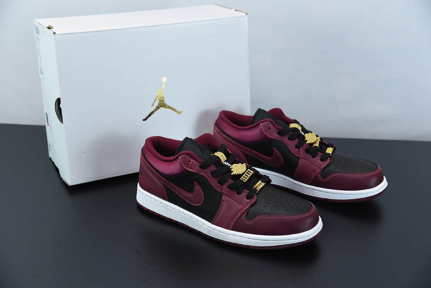 乔丹Air Jordan 1 Low 黑酒红金属飞翼低帮休闲鞋纯原版本 货号：DB6491-600