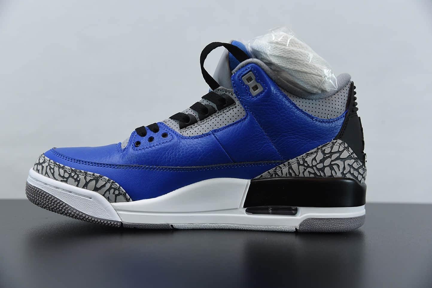 乔丹Air Jordan 3 Retro Blue Cement荔枝纹黑蓝水泥男子文化篮球鞋纯原版本 货号：CT8532-400