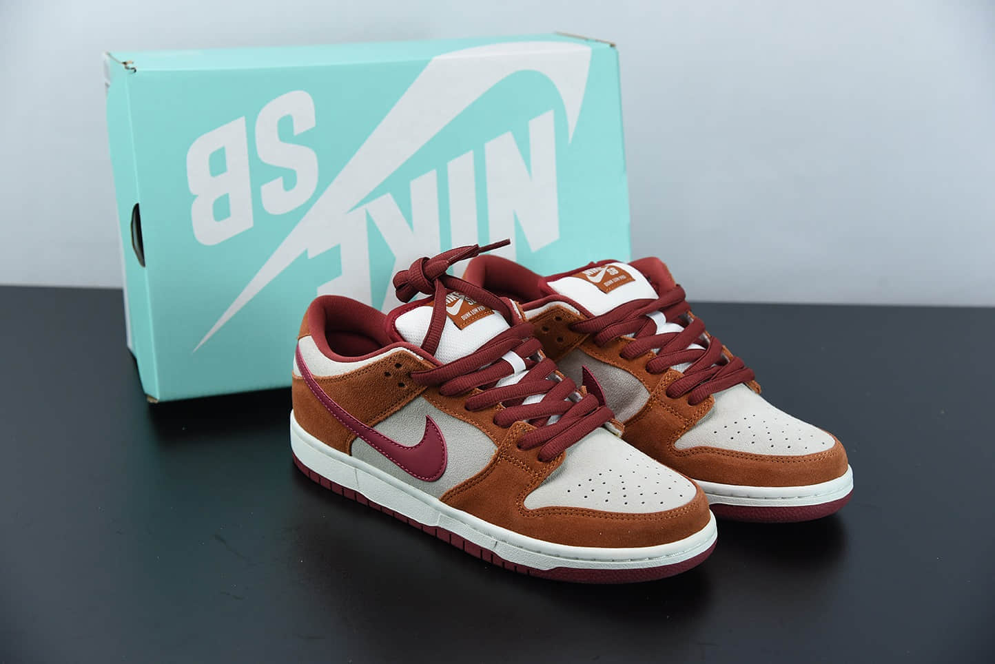 耐克Nike SB Dunk Lok Russet Cedar王一博同款红棕麂皮低帮休闲运动滑板鞋纯原版本 货号：BQ6817-202