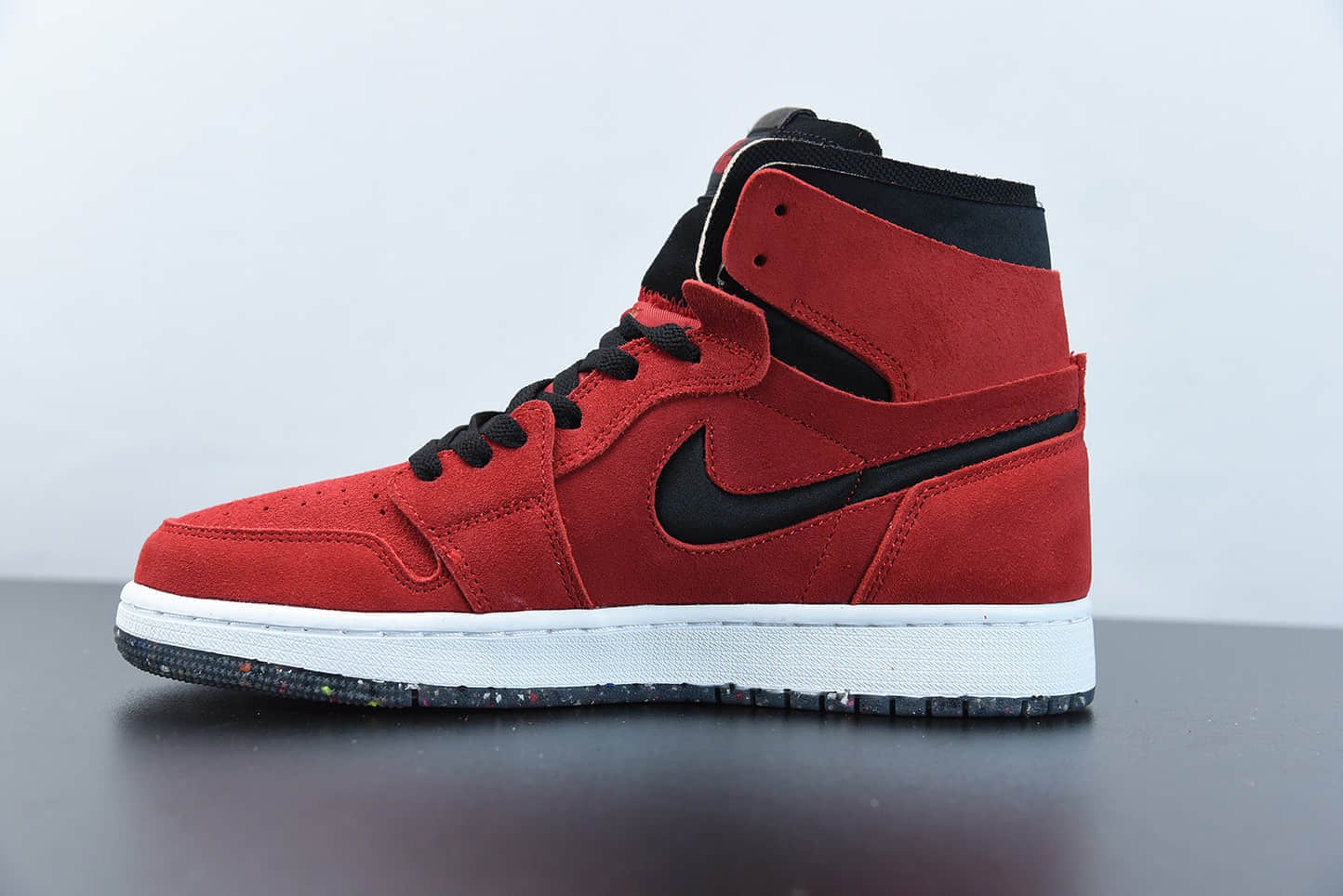 乔丹Air Jordan 1 Zoom Air CMFT “Crater Red”中国红黑红高帮复古气垫板鞋纯原版本 货号：CT0978-600