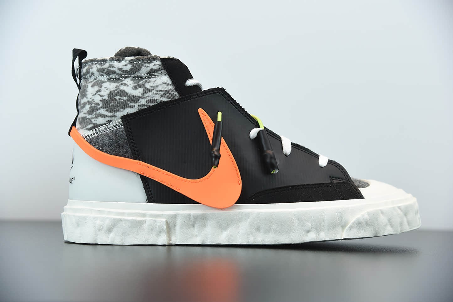 耐克READYMADE x Nike Blazer Mid 周杰伦同款黑橙解构中帮板鞋纯原版本 货号：CZ3589-001