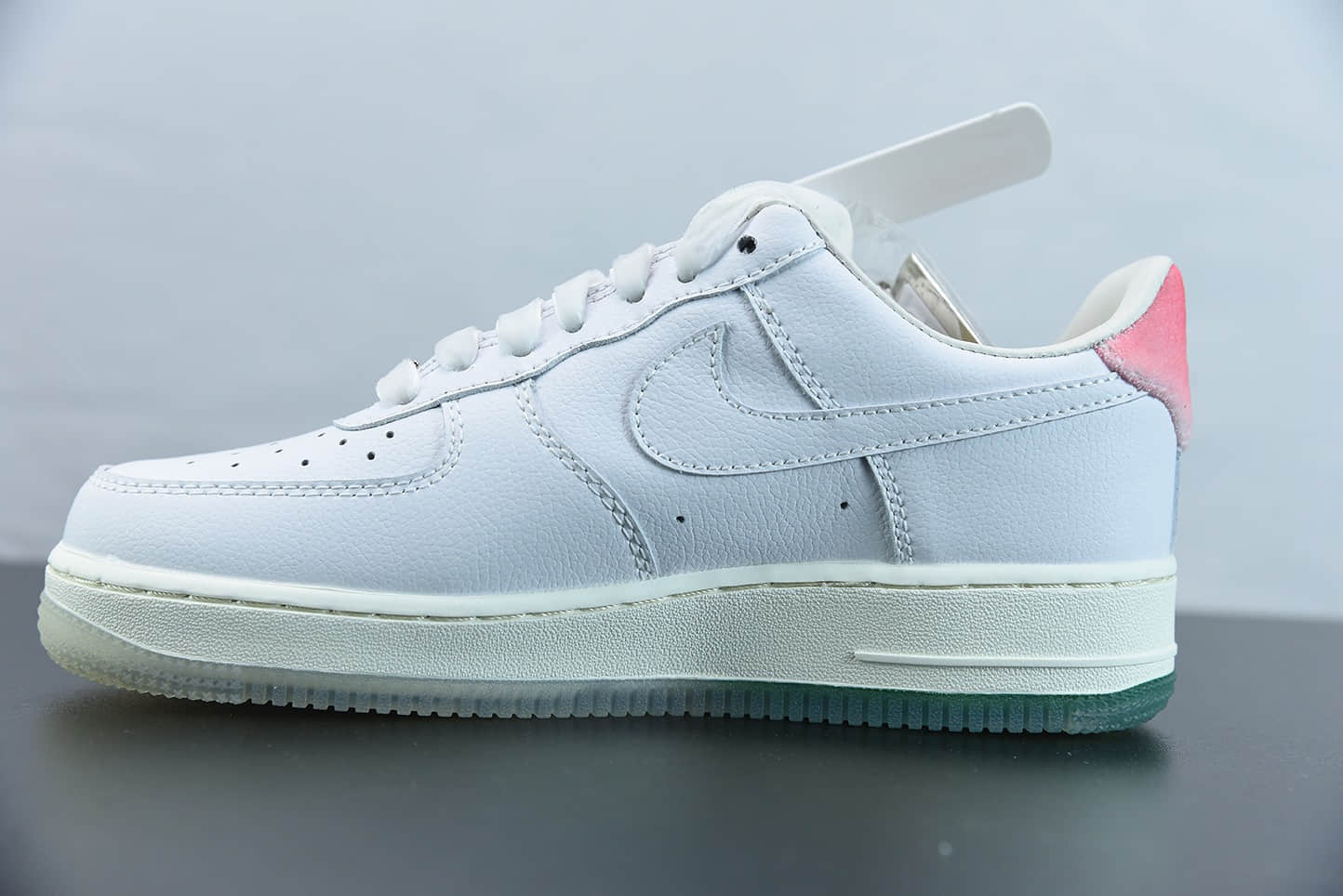 耐克Air Force 1 '07 GOT EM 白绿粉寿桃空军一号低帮休闲鞋纯原版本 货号：DC3287-111