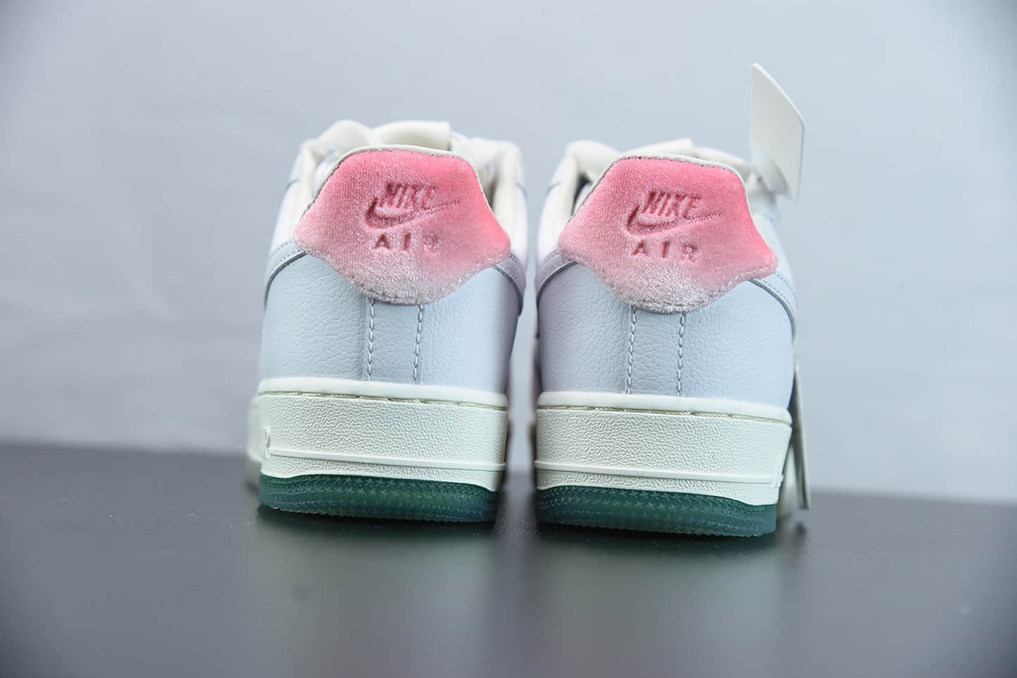 耐克Air Force 1 '07 GOT EM 白绿粉寿桃空军一号低帮休闲鞋纯原版本 货号：DC3287-111