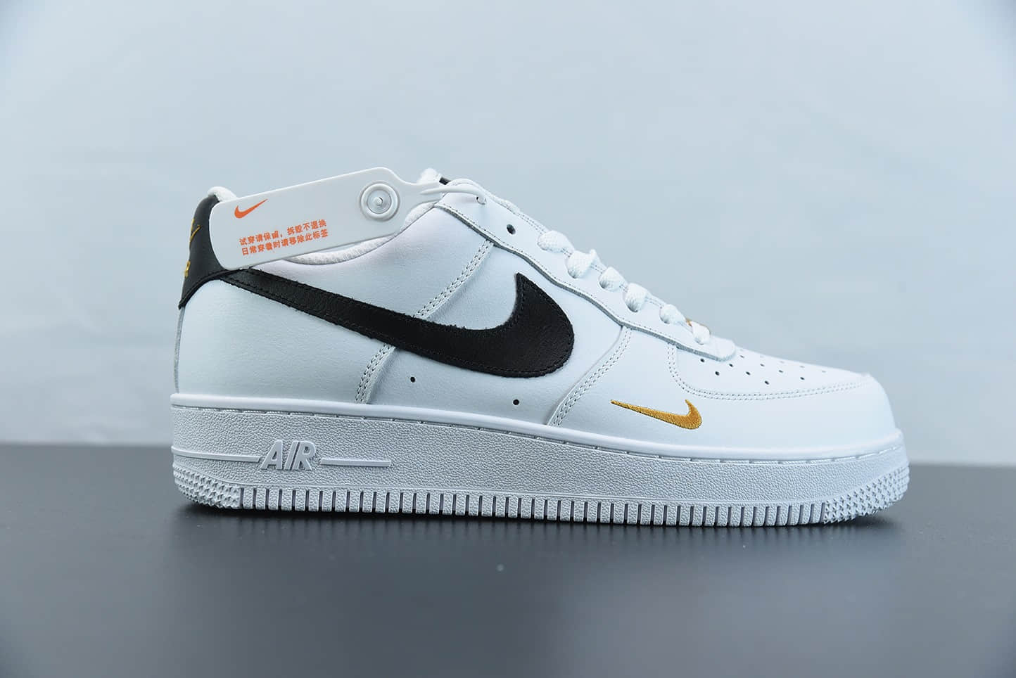 耐克Nike Air Force 1 Low 黑白金配色空军一号低帮休闲板鞋纯原版本 货号：CZ0270-102