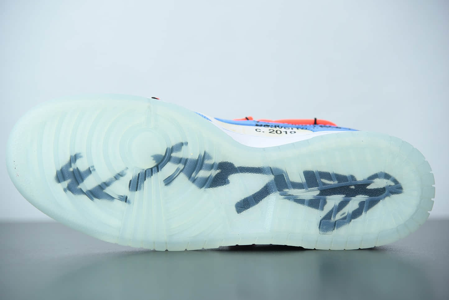 耐克Off-White x Futura x Dunk OW Coast 联名款北卡蓝配色复古滑板鞋纯原版本 货号：DD0856-403