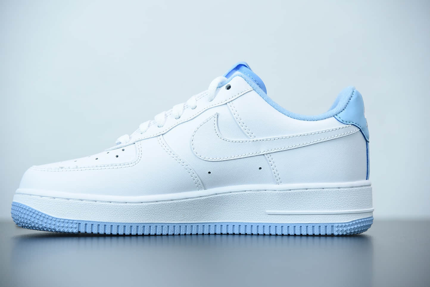 耐克 Nike Air Force 1 White Hydrogen Blue'(GS)白蓝空军一号经典低帮百搭休闲运动板鞋纯原版本 货号：CD6915-103